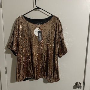 Boohoo Rose Gold Sequin Tee with split opening in Back sz 20